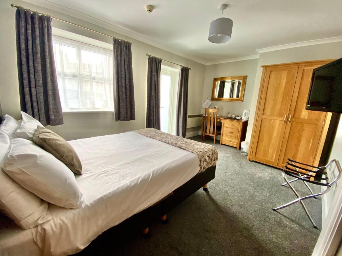 Jeffersons Hotel & Serviced Apartments (Adults Only) Barrow-in-Furness Eksteriør billede
