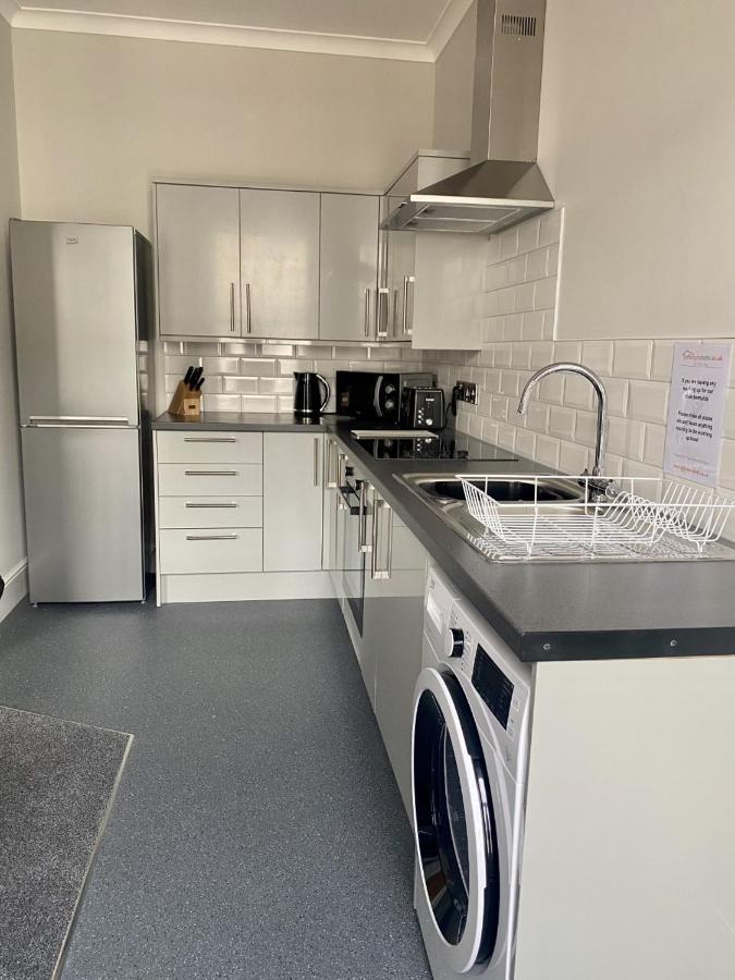 Jeffersons Hotel & Serviced Apartments (Adults Only) Barrow-in-Furness Eksteriør billede