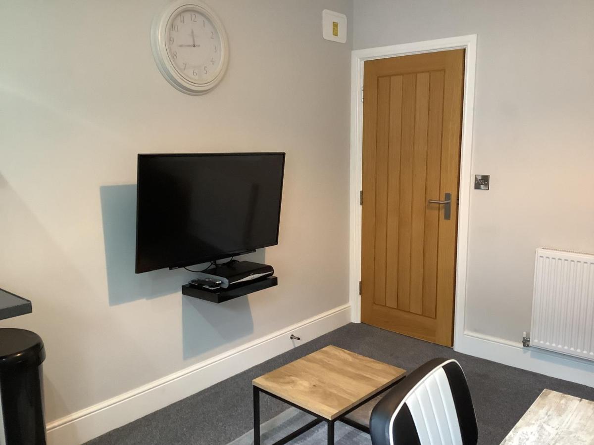 Jeffersons Hotel & Serviced Apartments (Adults Only) Barrow-in-Furness Eksteriør billede