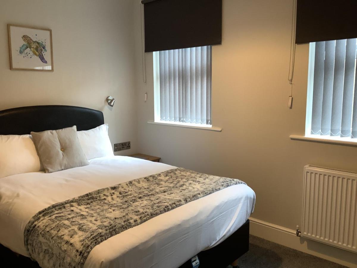 Jeffersons Hotel & Serviced Apartments (Adults Only) Barrow-in-Furness Eksteriør billede